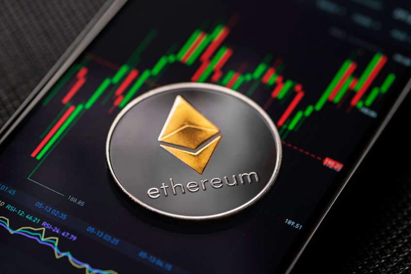 Top analyst says ETH price could drop to $2,600