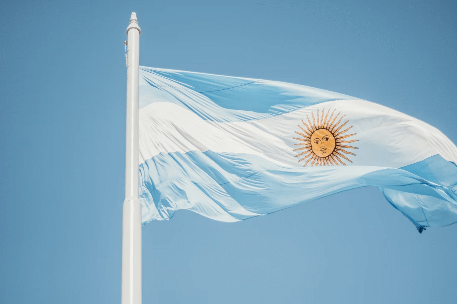 Argentina's financial regulator introduces mandatory registration for all cryptocurrency service providers